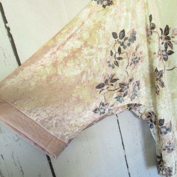 SOLD Maurices Jacket Velvet Flloral Kimono Asian - Picture 3 of 7